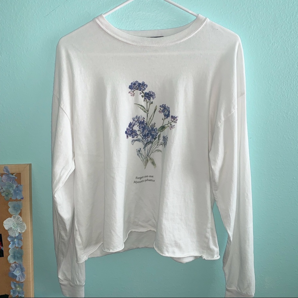 Brandy Melville Forget Me Not Long Sleeve